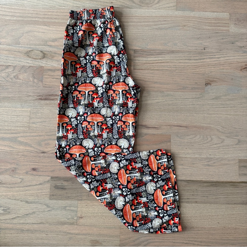 Anthropologie Mushroom Print Pajama Pants - Picture 4 of 8